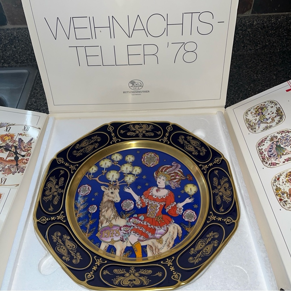1978 Hutschenreuther Weihnachts-Teller Goddess of Christmas Plate by Ole Winther